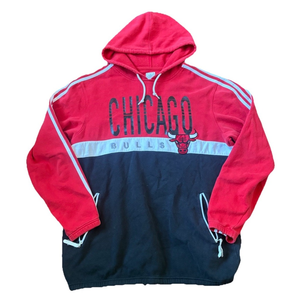 Vintage Adidas Chicago Bulls NBA Red 3 Stripe Pullover Hoodie Sweatshirt Large